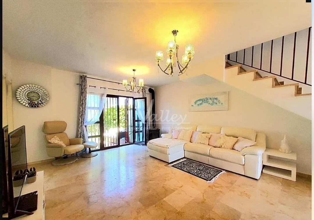 Casita Nuestra Villa อัลไกเดซา ภายนอก รูปภาพ